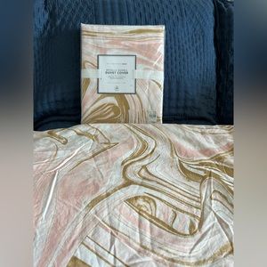 Set of TWO (1 NIB, 1 EUC) Twin Size PB Teen/Dorm Duvet Covers